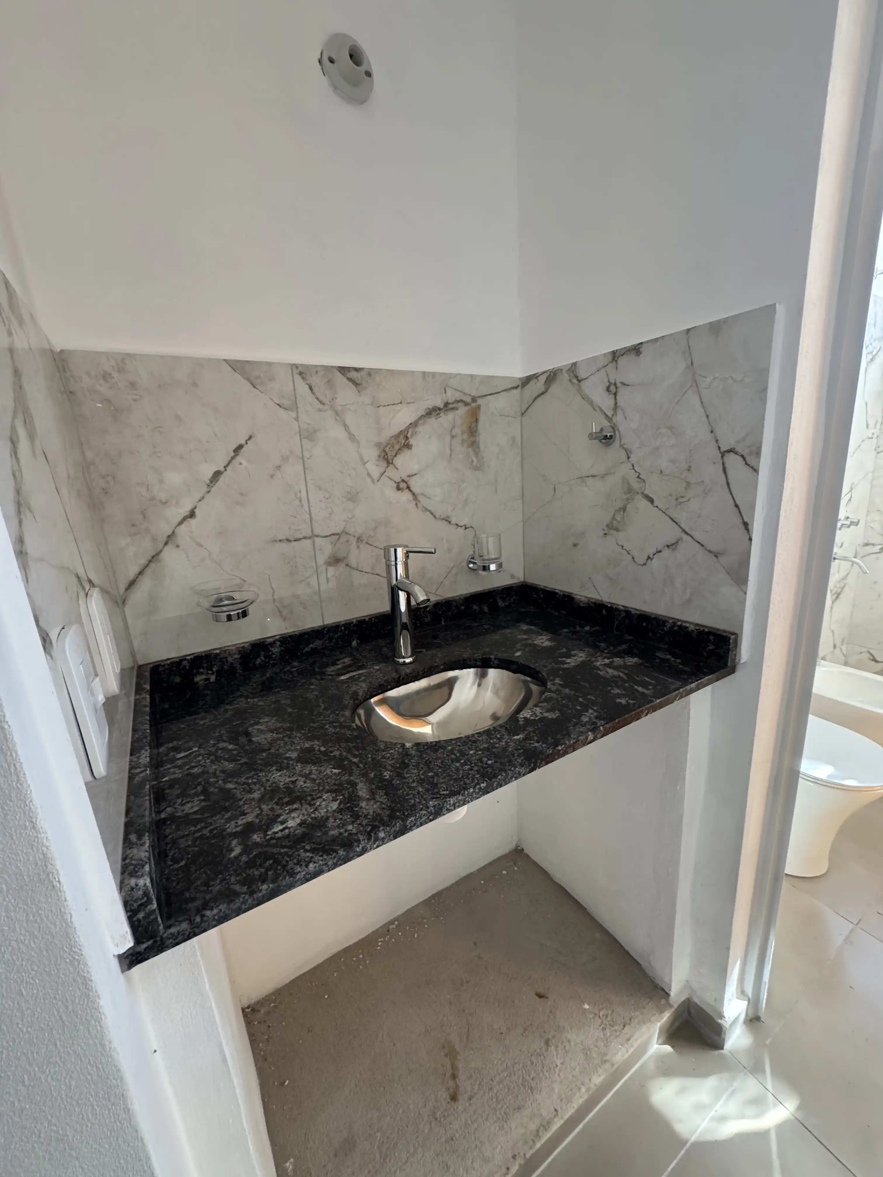 Casa en barrio privado con piscina