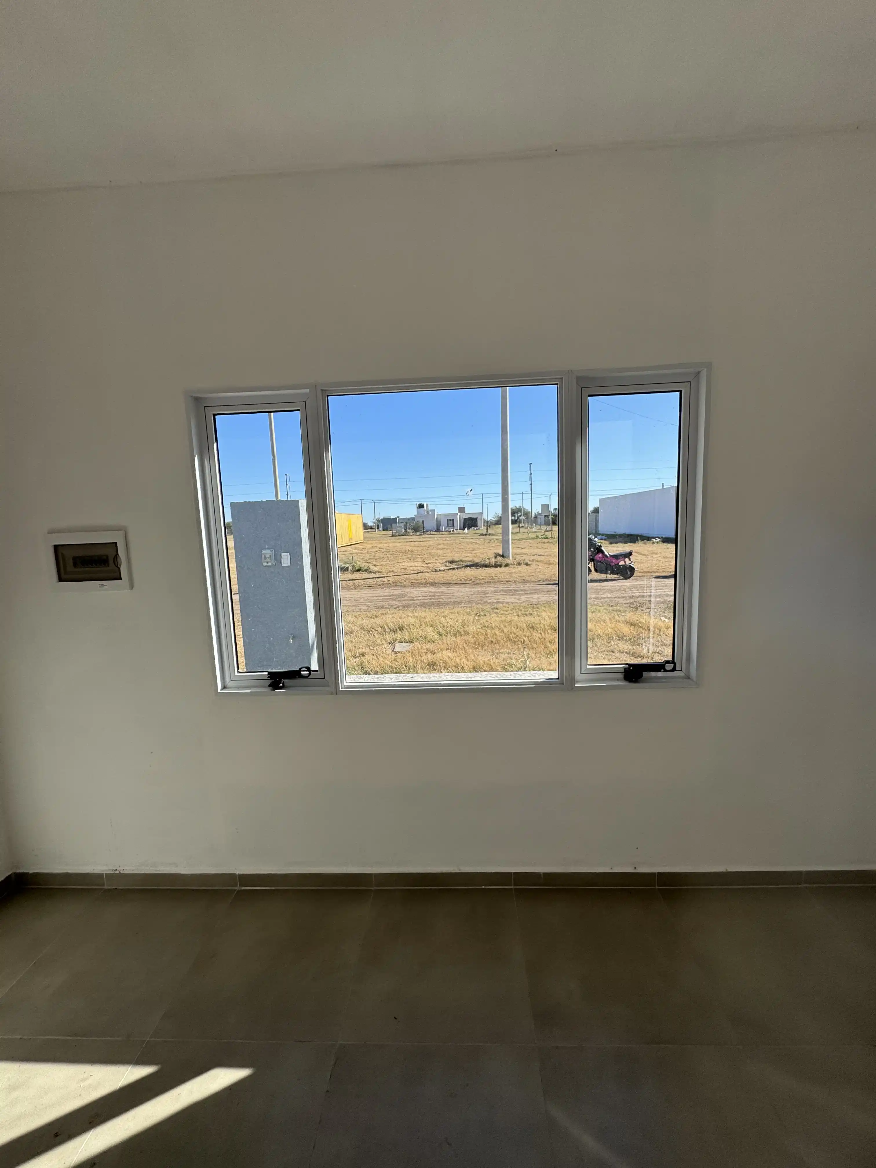 Casa en barrio privado con piscina